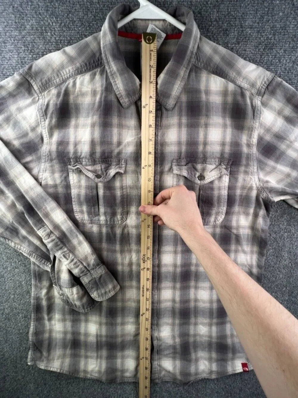 The North Face Button Up Shirt Mens Large Long Sleeve Gray Plaid Fade Cotton